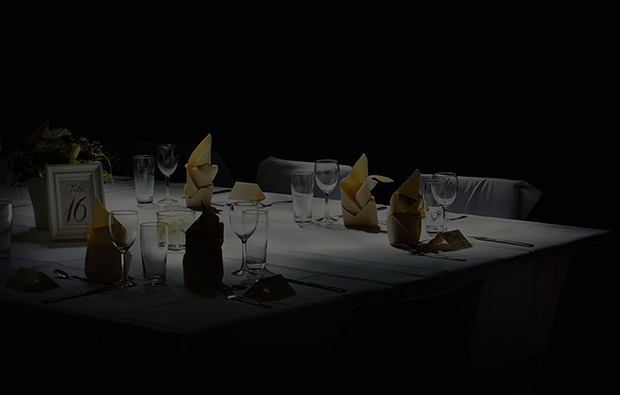 dinner-in-the-dark-tisch