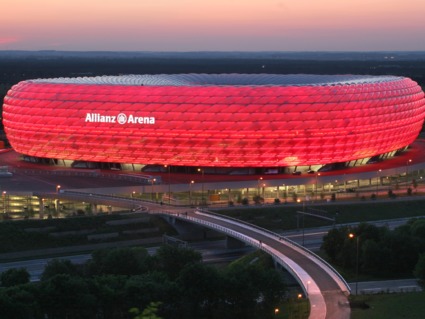 FC Bayern München Arena Spardose 