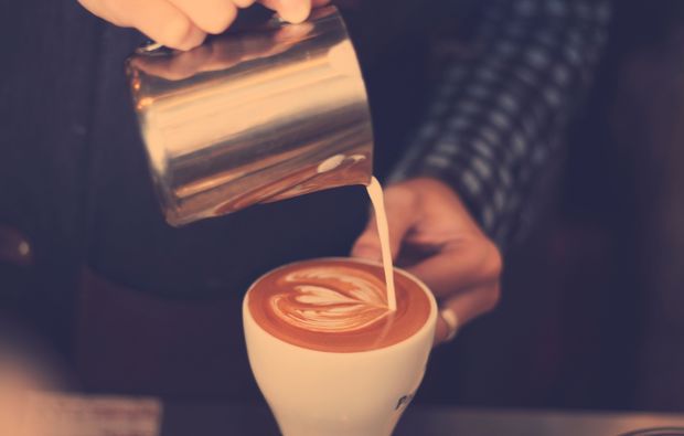 barista-kurs-bochum-verzierung