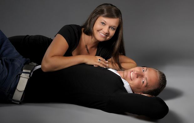 partner-fotoshooting-bielefeld-lachen