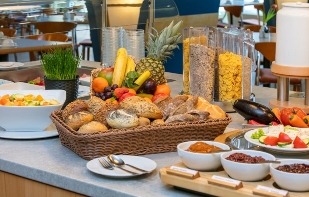 staedtetrips-berlin-fruehstueck-buffet