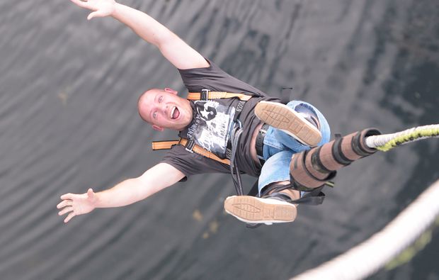 bungee-jumping-duisburg-adrenalin