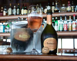Champagner, Sekt & Prosecco Hofheim am Taunus Eine Weinprobe ist ein wahres Fest für Weinliebhaber