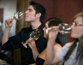 Weinseminar Walldorf Eine Weinprobe ist ein wahres Fest für Weinliebhaber