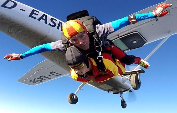 fallschirm-tandemsprung-biberach-an-der-riss-flug