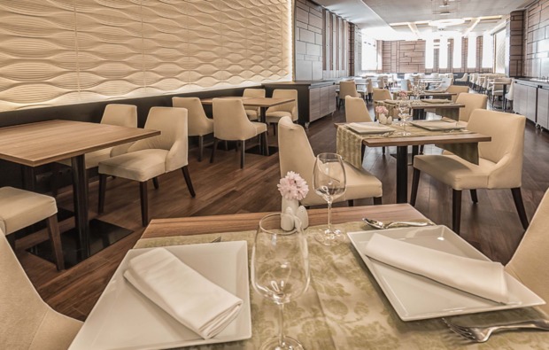 kurztrip-heviz-hotelrestaurant