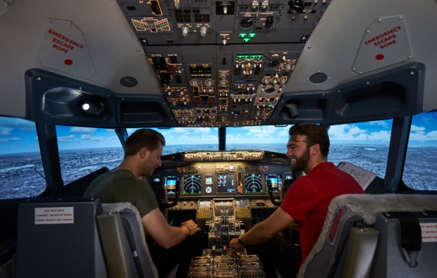 3d-flugsimulator-boeing737-berlin-cockpit