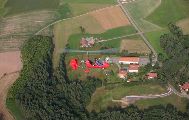 tragschrauber-rundflug-weiden-in-der-oberpfalz-gyrocopter-rot-landblick-8
