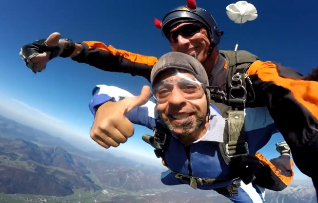 fallschirm-tandemsprung-st-johann-tirol-spass