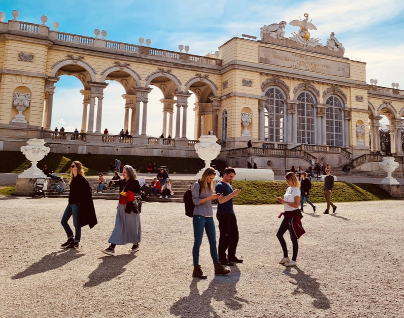 Digitale Stadtführungen Wien (Schönbrunn) – Eine Stadtführung, die neue Maßstäbe setzt