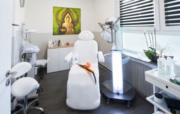 wellness-fuer-frauen-haan-behandlungsraum