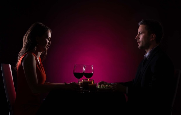 dinner-in-the-dark-fuer-zwei-trier-romantisch