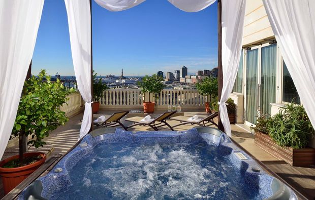 bella-italia-genua-pool
