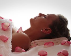 Ayurveda Massage Bad Salzuflen - Ayurveda-Massage: Ein Gefühl vollkommener Harmonie