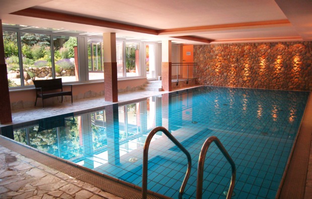wellness-wochenende-essel-pool