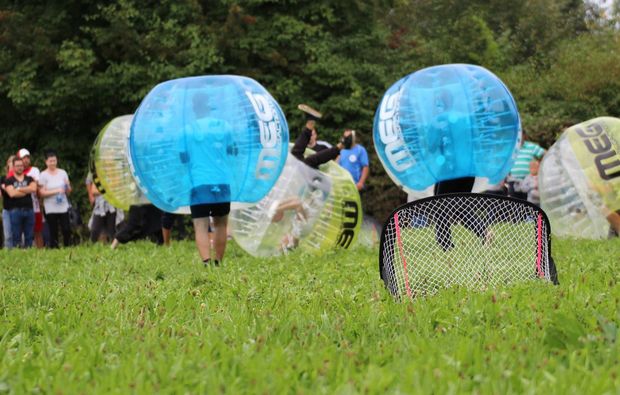 Bubble Soccer Bielefeld als Geschenk | mydays