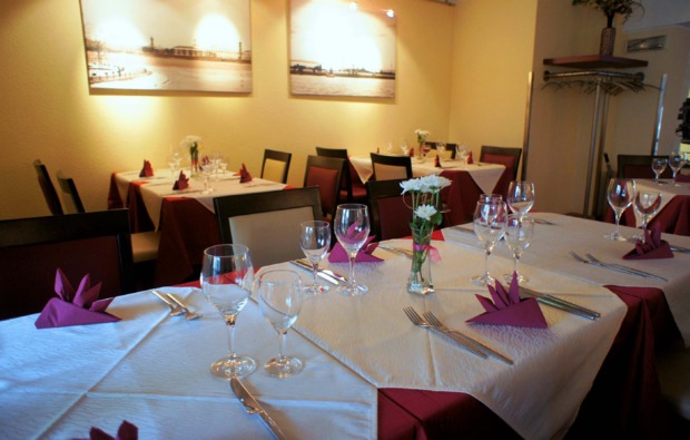 traumtag-fuer-zwei-koeln-mit-dinner