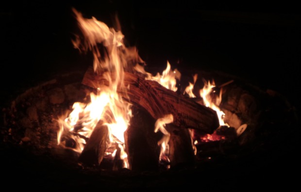 lagerfeuer-kochkurs-kratzenburg-lagerfeuer