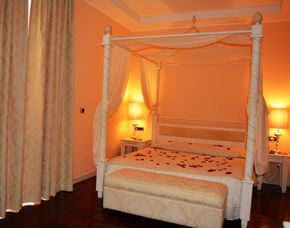 Weekend romantico per coppia – Romantikwochenende_New - Milano Hotel Silver – Zimmer mit Whirlpool