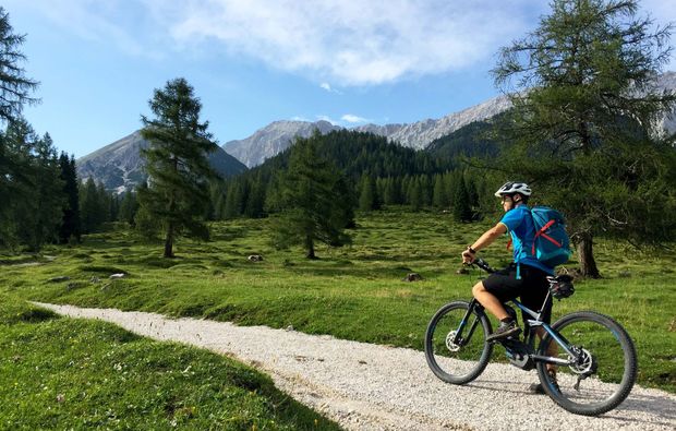 fahrradtour-seefeld-in-tirol-rotmoosalm-biken
