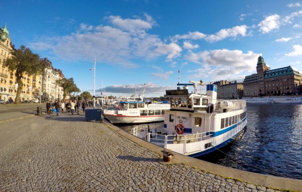 mini-kreuzfahrt-fuer-zwei-stockholm-helsinki-hafen