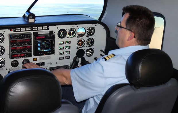 flugsimulator-leipzig-cockpit-piper-seneca