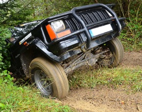 Geländewagen offroad fahren - 4x4 Offroad-Coaching am Nürburgring - Müllenbach im eigenen Fahrzeug - 60 Minuten