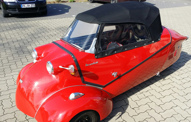 kr-201-roadster