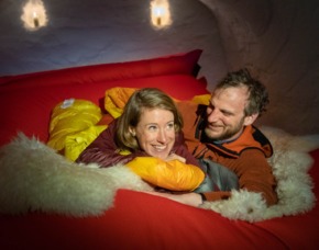bernachtung im Romantik-Iglu