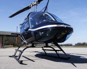 Hubschrauber fliegen
