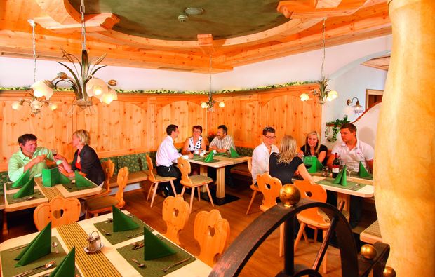 almhuetten-berghotels-tweng-restaurant