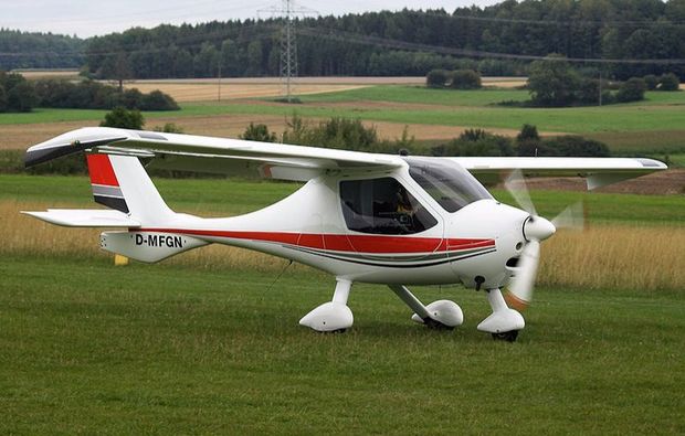 flugzeug-rundflug-weiden-in-der-oberpfalz-ultraleichtlfugzeug