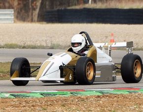 Formel Rennwagen fahren