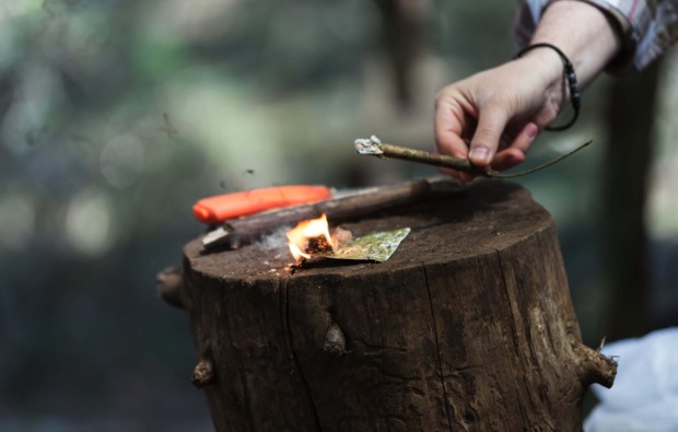 survival-training-marpingen-feuer-machen