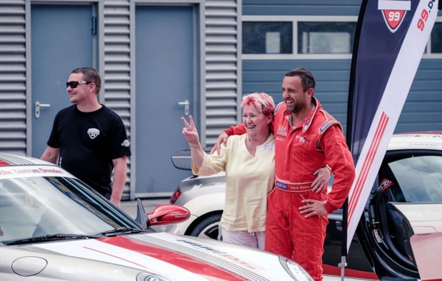 renntaxi-klettwitz-sportwagen