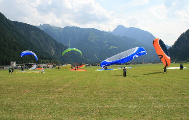 gleitschirm-schnupperkurs-mayrhofen-paragliding