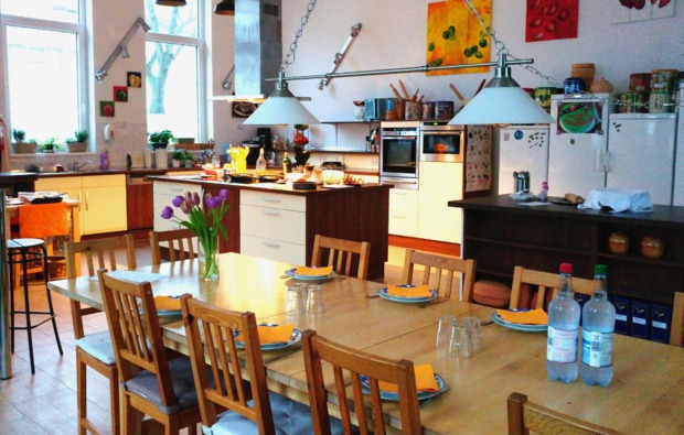 franzoesische-kueche-berlin-tisch