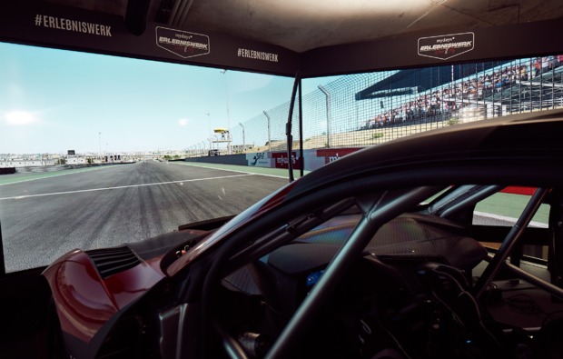 audi-r8-rennsimulator-berlin-rennstrecke