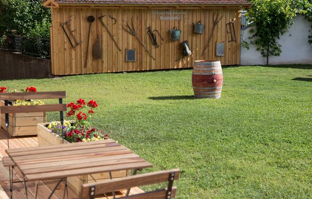 winzerhof-kuessler-stillfried-weinfass