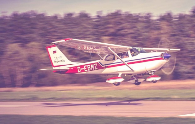 flugzeug-rundflug-speichersdorf-bg4