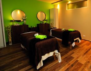 Wellnesstag für Zwei - Laatzen Fangopackung, Massage