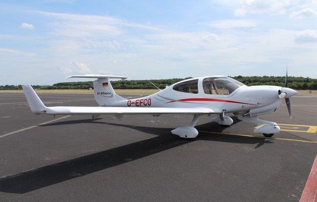 flugzeug-selber-fliegen-siegerland-flughafen-liebenscheid