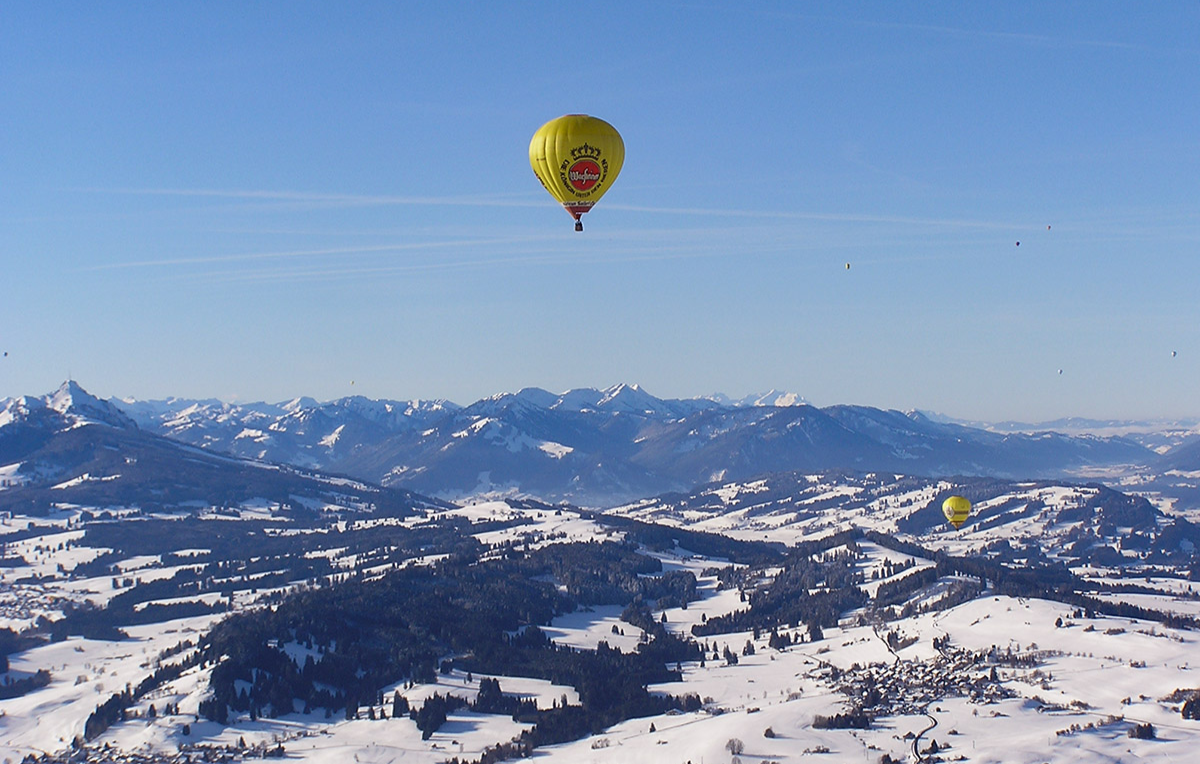 Ballonfahrt Immenstadt im Allgäu - Faszination Ballonfahrt - Dein Geschenk über den Wolken