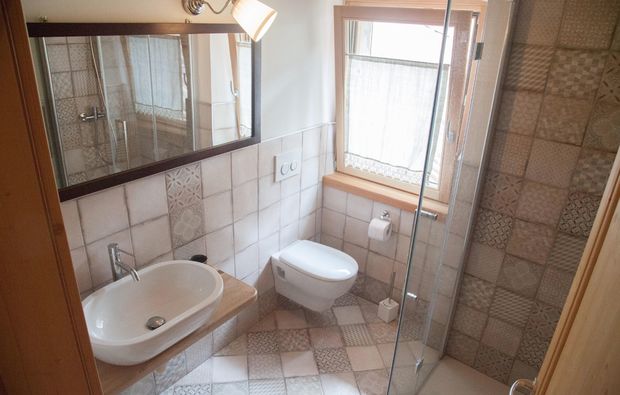 almhuette-san-lorenzo-dorsino-dusche