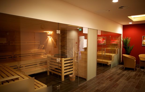 wellness-fuer-frauen-bad-duerkheim-sauna