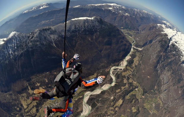 fallschirm-tandemsprung-bovec-freier-fall