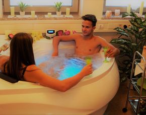 Wellnesstag für Zwei Wellnessmassage, Gesichtsbehandlung, Körperpeeling