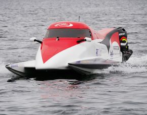 Speedboot fahren