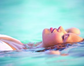 Floating & Massage Dornstadt - Entspannen in der Schwerelosigkeit
