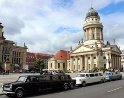 Ca. 1,5 Stunden Außergewöhnliche Stadtrundfahrt Berlin Ca. 1,5 Stunden Außergewöhnliche Stadtrundfahrt Berlin